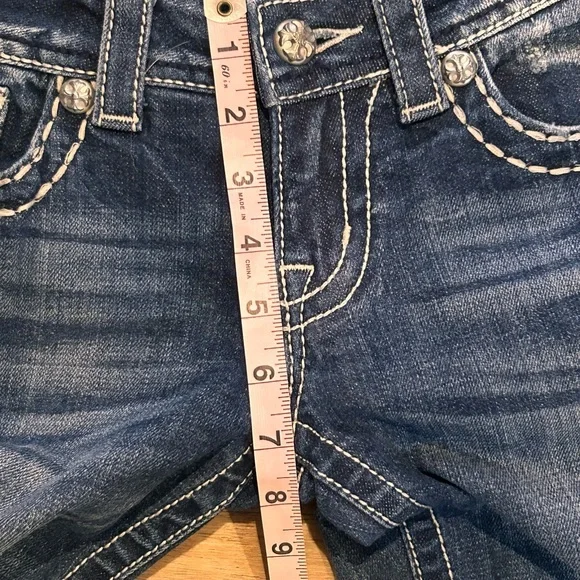 Miss Me Premium Embellished Jeans Size 26 - Picture 13 of 13